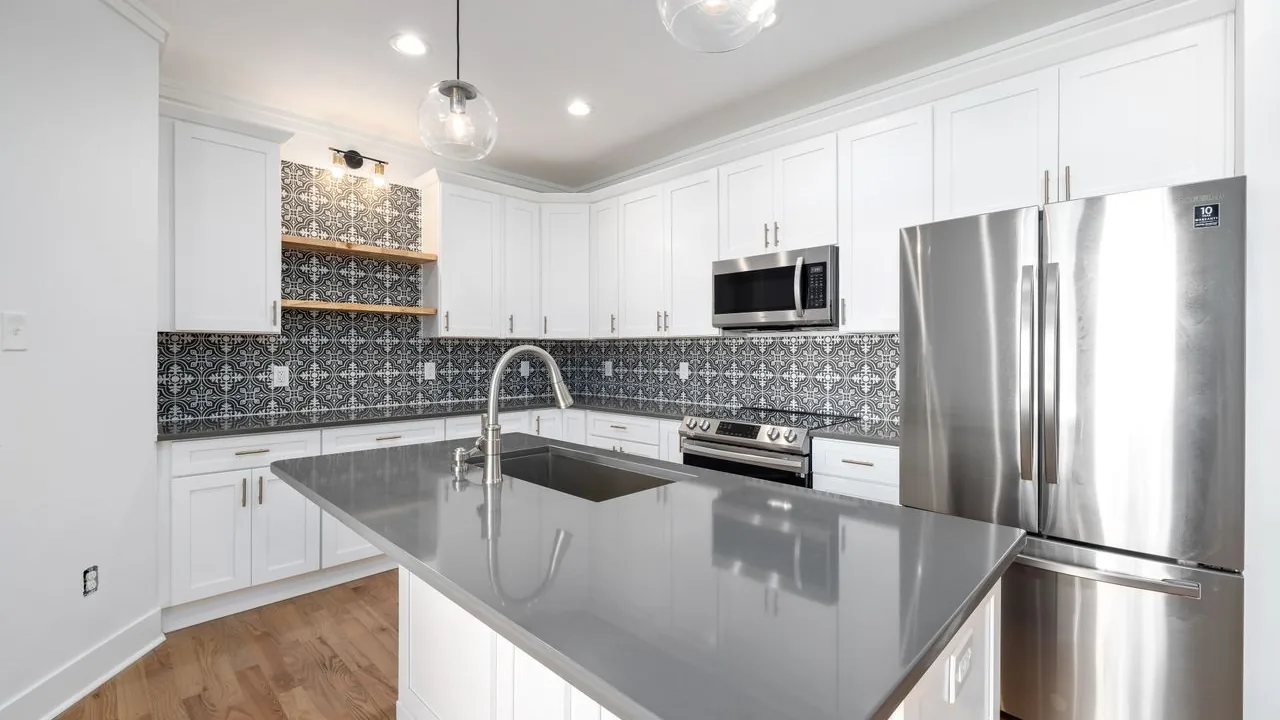 Bright, guest-ready kitchen in a clean Seattle home.