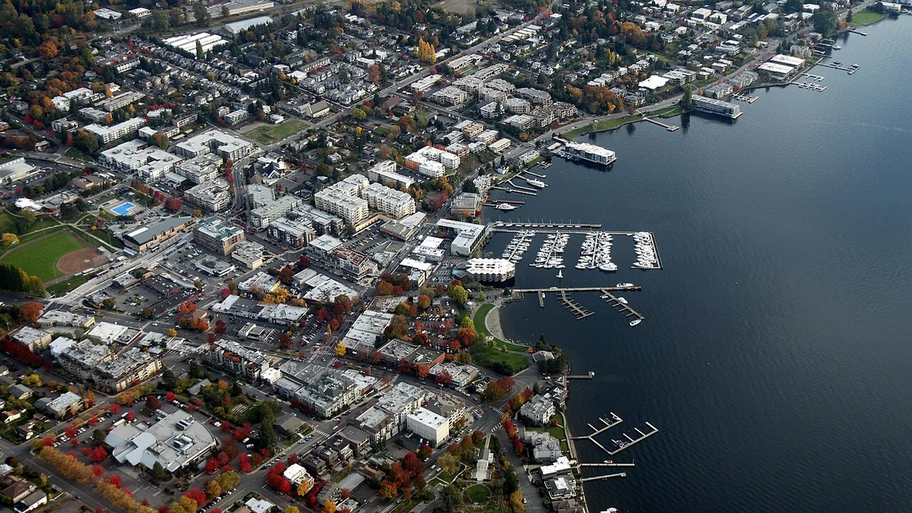 Aerial view of Kirkland homes near the Lake Washington waterfront.